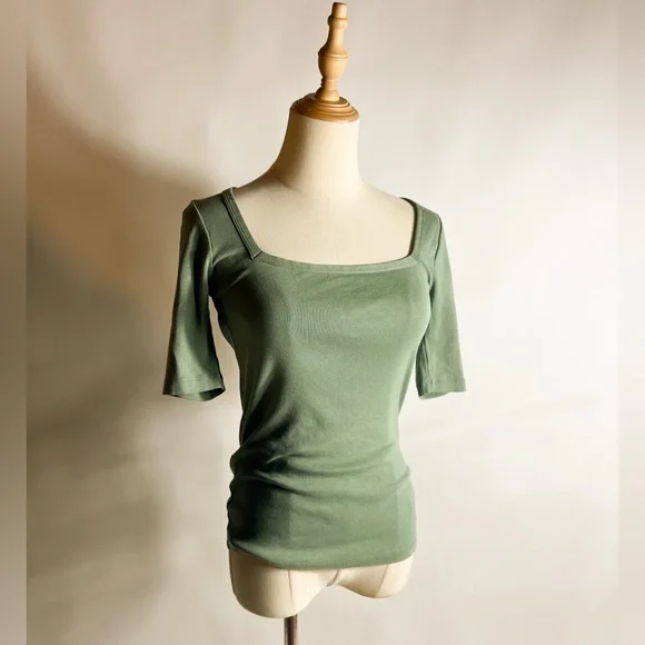 J. CREW Perfect Fit Square Neck Half Sleeve Knit Top Olive Womens Small - Picture 1 of 6